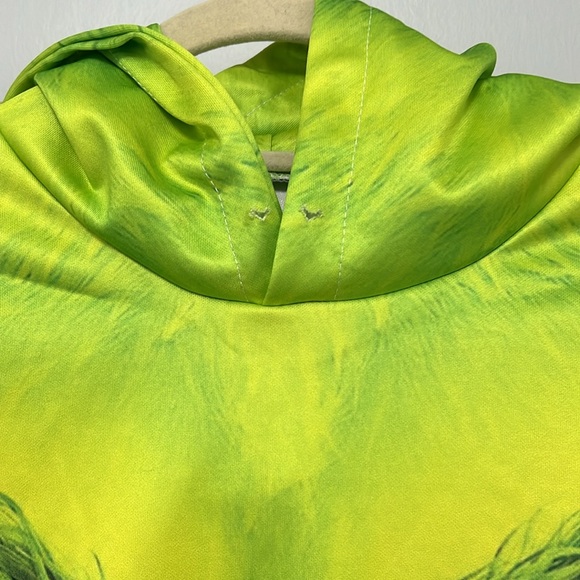 Boys grinch performance hoodie, sweatshirt size small - Picture 2 of 4
